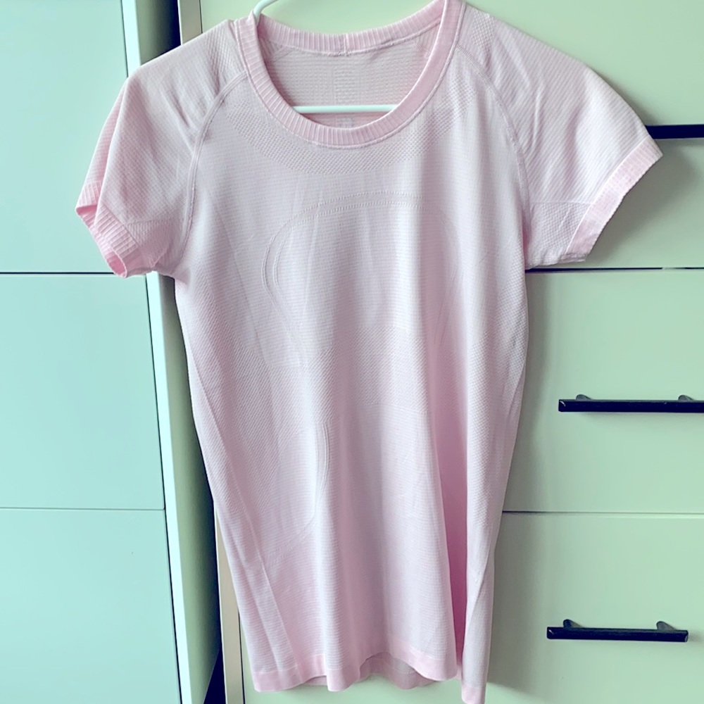 Swiftly Short Sleeve